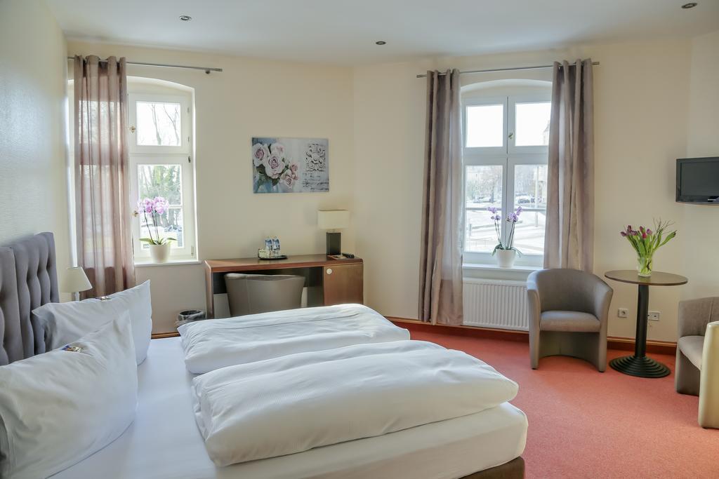 3 Sterne Hotel Frankfurt-Oder Zur Alten Oder Frankfurt  Ruang foto