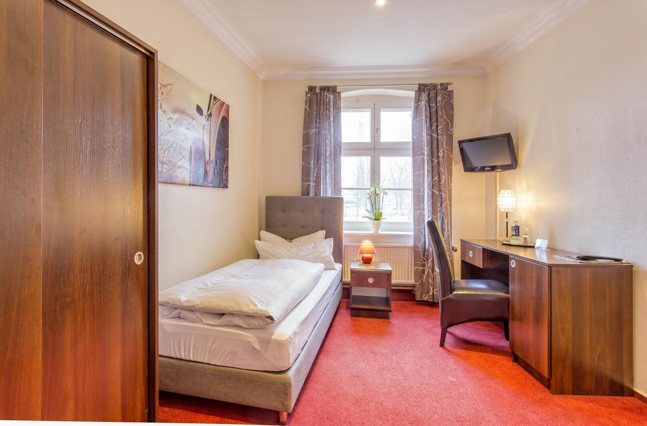 3 Sterne Hotel Frankfurt-Oder Zur Alten Oder Frankfurt  Bagian luar foto